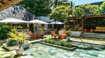 CONSTANCE BELLE MARE PLAGE HOTEL & VILLAS