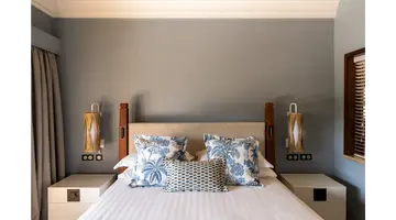 CONSTANCE BELLE MARE PLAGE HOTEL & VILLAS
