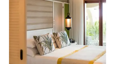 CONSTANCE BELLE MARE PLAGE HOTEL & VILLAS