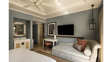 CONSTANCE BELLE MARE PLAGE HOTEL & VILLAS