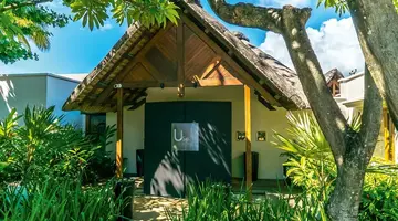 CONSTANCE BELLE MARE PLAGE HOTEL & VILLAS
