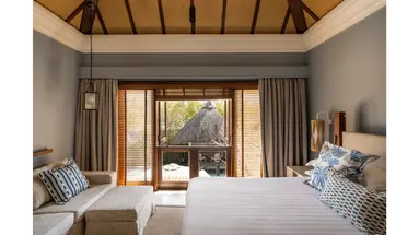 CONSTANCE BELLE MARE PLAGE HOTEL & VILLAS