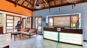 CONSTANCE BELLE MARE PLAGE HOTEL & VILLAS