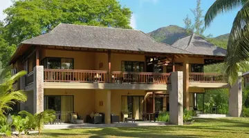 Constance Ephelia Resort
