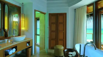 Constance Halaveli Maldives