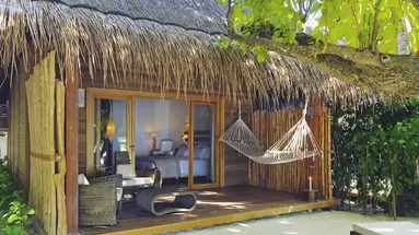 Constance Moofushi 5
