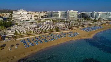 Constantinos The Great Beach Hotel