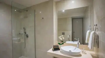 Constantinos The Great Beach Hotel