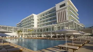 Constantinos The Great Hotel
