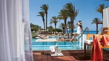 Constantinou Bros Asimina Suites Hotel (Adults Only 16+)