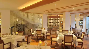 Constantinou Bros Asimina Suites Hotel