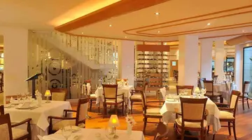Constantinou Bros Asimina Suites Hotel