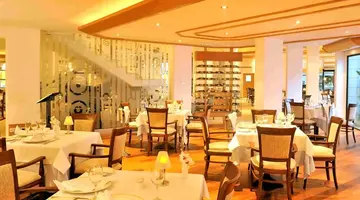 Constantinou Bros Asimina Suites Hotel