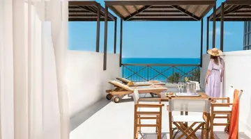 Constantinou Bros Athena Beach Hotel