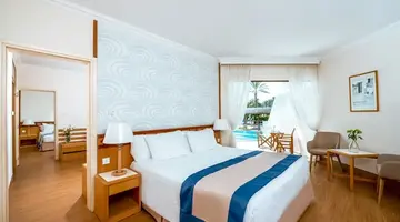 Constantinou Bros Athena Beach Hotel