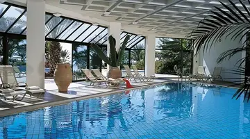 Constantinou Bros Athena Beach Hotel
