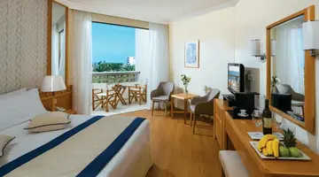 Constantinou Bros Athena Beach Hotel