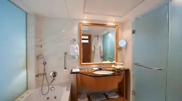 Constantinou Bros Athena Beach Hotel