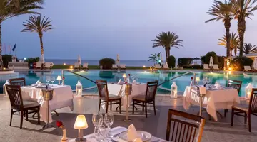 Constantinou Bros Athena Beach Hotel