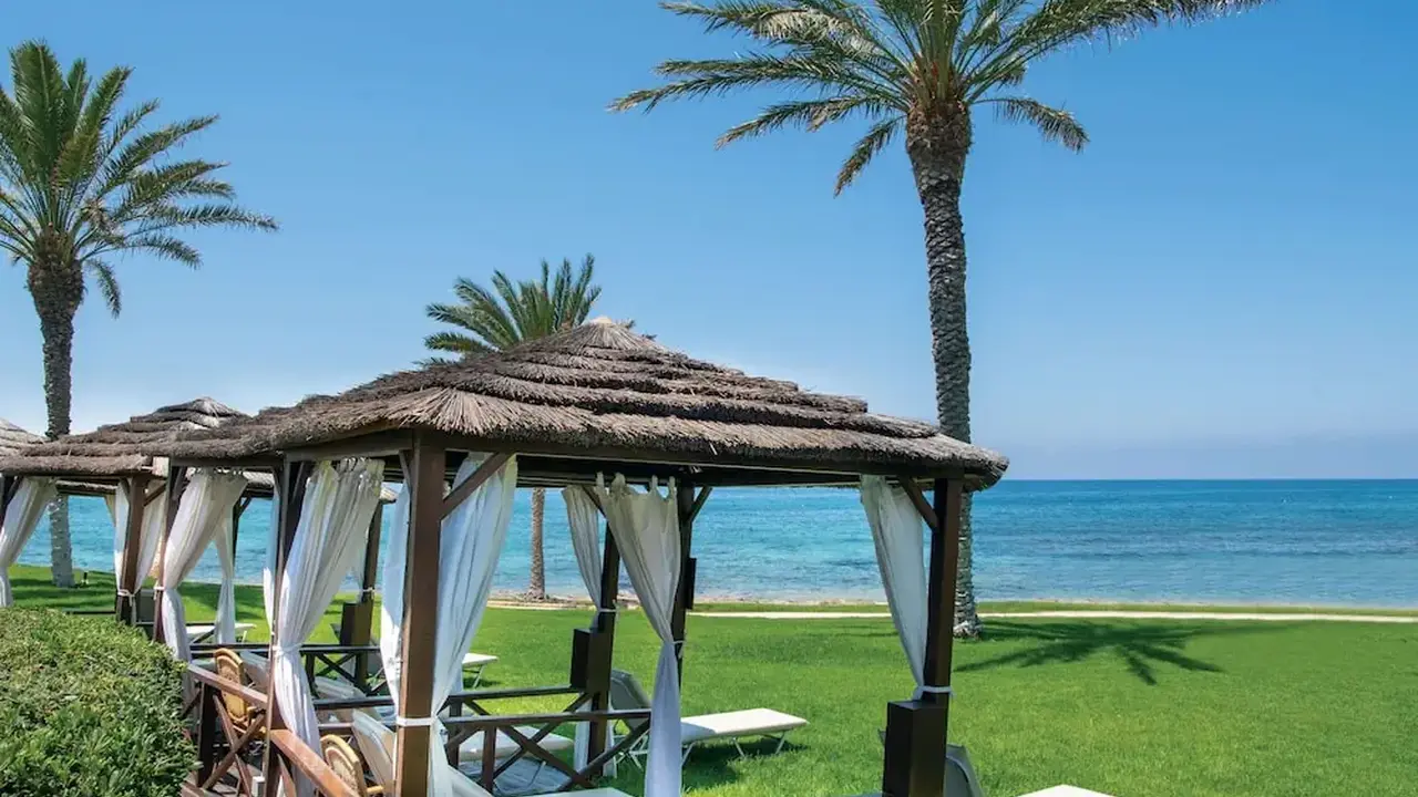 Constantinou Bros Athena Beach Hotel