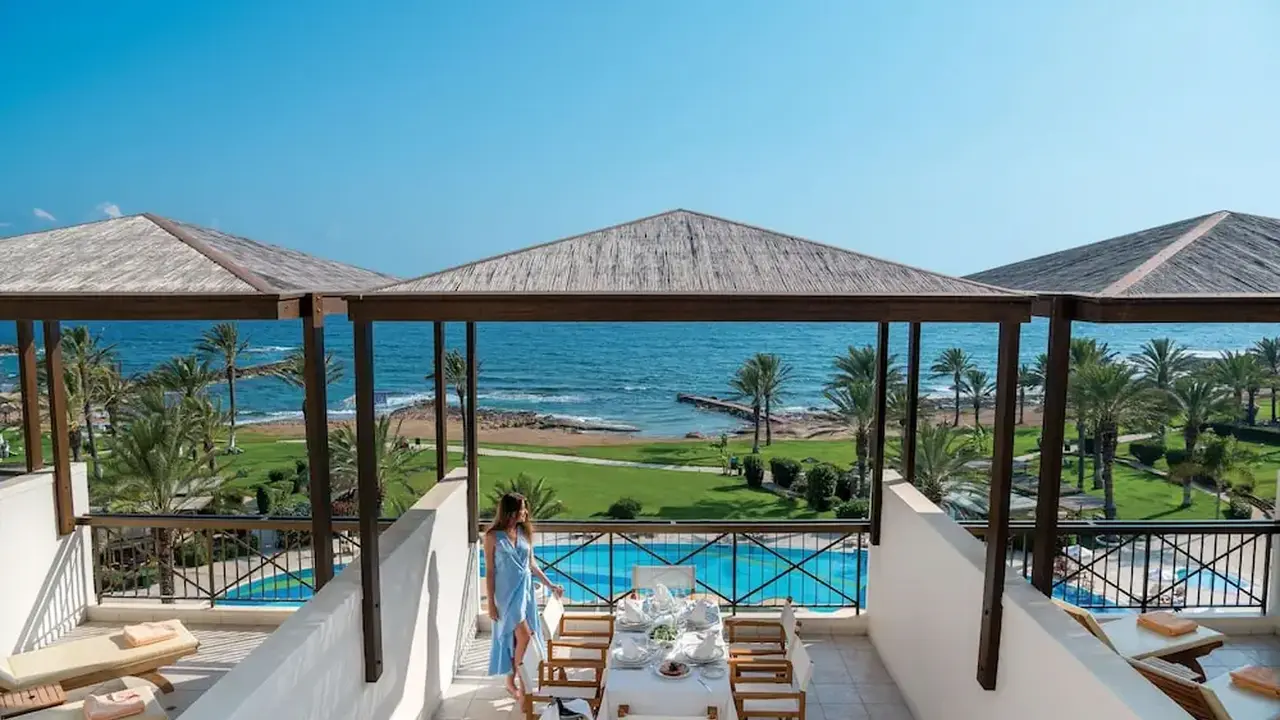 Constantinou Bros Athena Beach Hotel