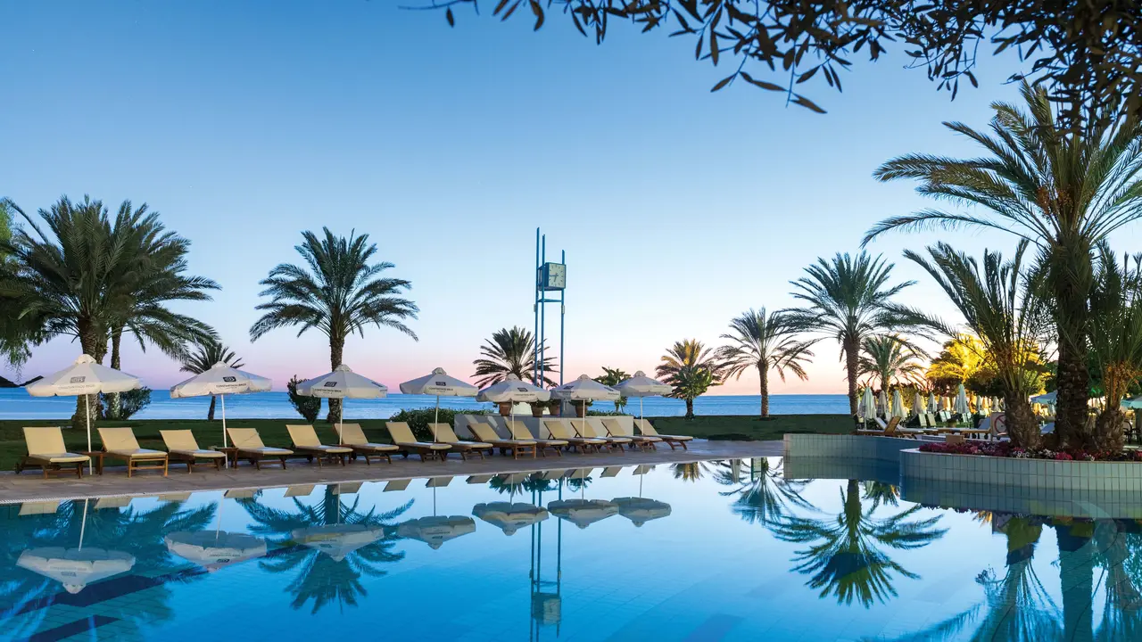 CONSTANTINOU BROS ATHENA ROYAL BEACH HOTEL