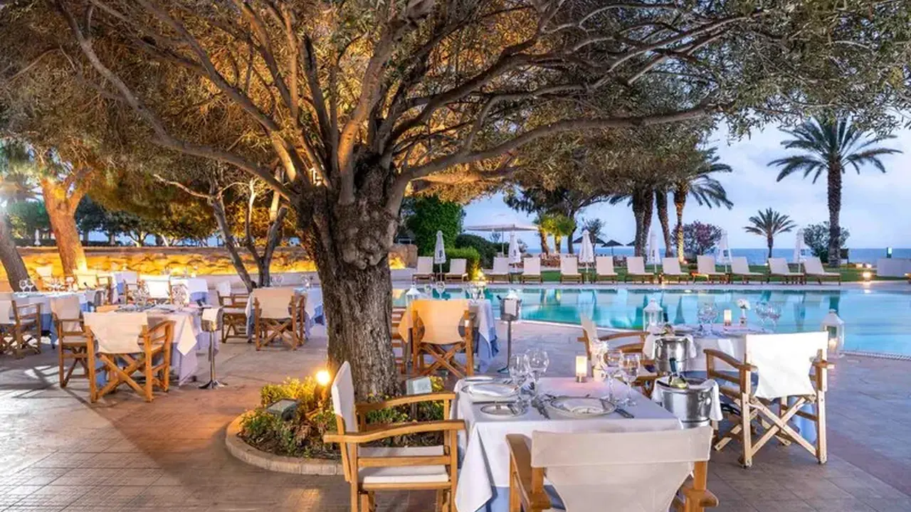 Constantinou Bros Athena Royal Beach Hotel
