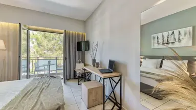 Contessa Hotel
