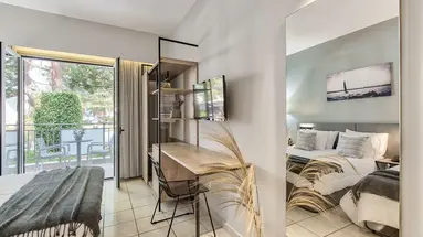 Contessa Hotel