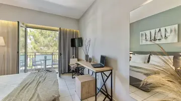 Contessa Hotel