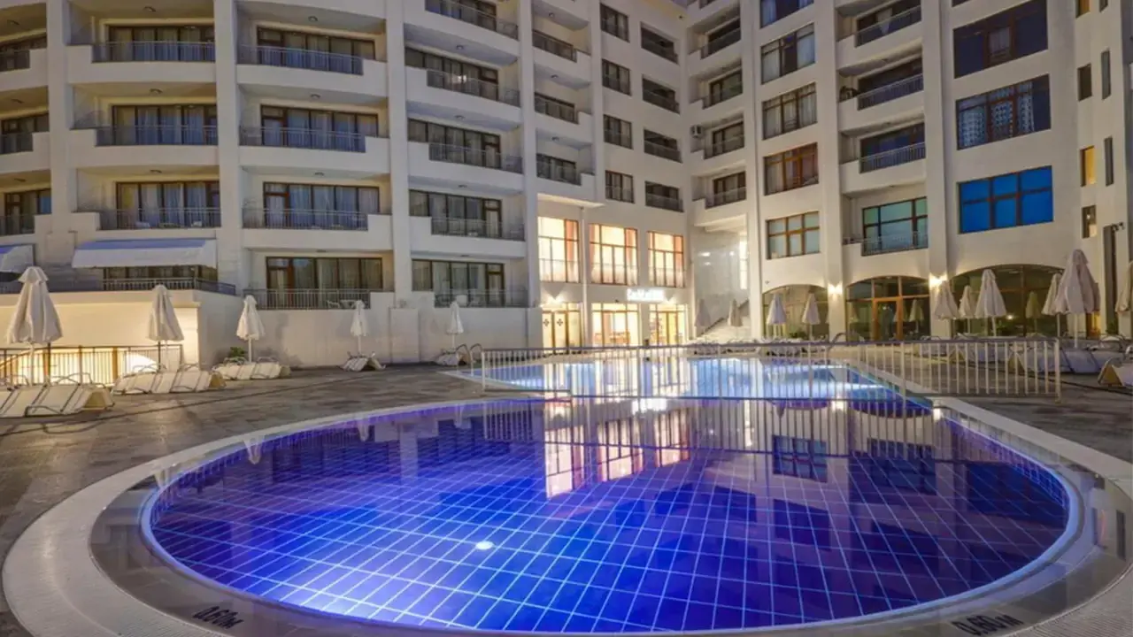 Continental Apartments