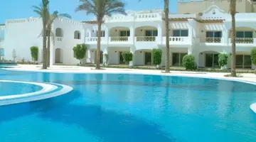 Continental Plaza Beach & Aqua Park Reso