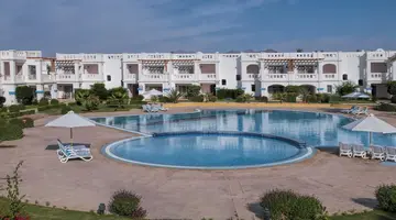 Continental Plaza Beach & Aqua Park Reso