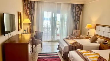Continental Plaza Beach & Aqua Park Resort