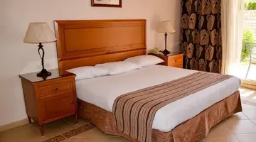 Continental Plaza Beach & Aqua Park Resort