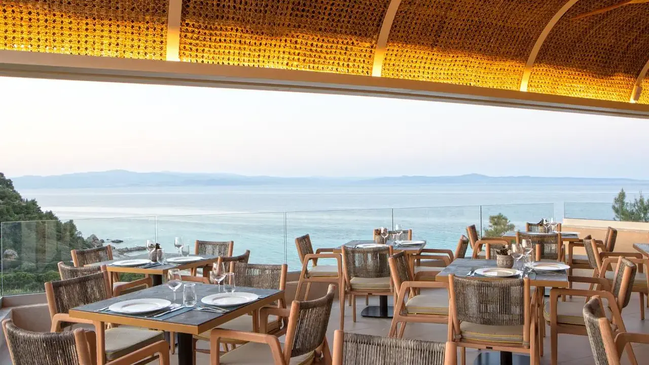 Cora Hotel & Spa