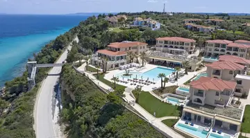 Cora Hotel & Spa