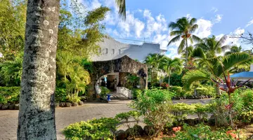 Coral Azur Beach Resort