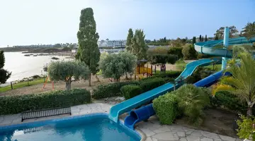 Coral Beach Hotel & Resort