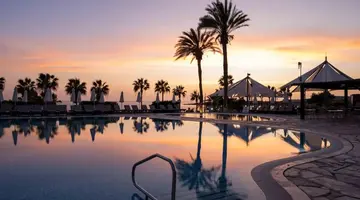 Coral Beach Hotel & Resort