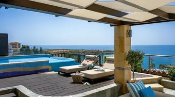 Coral Beach Hotel & Resort