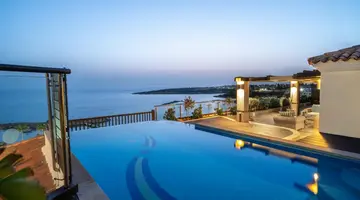 Coral Beach Hotel & Resort