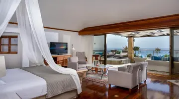 Coral Beach Hotel