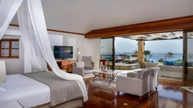 Coral Beach Hotel