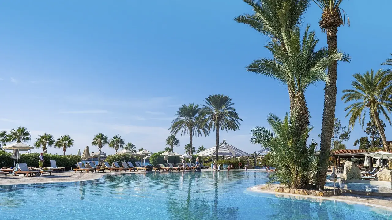 Coral Beach & Resort