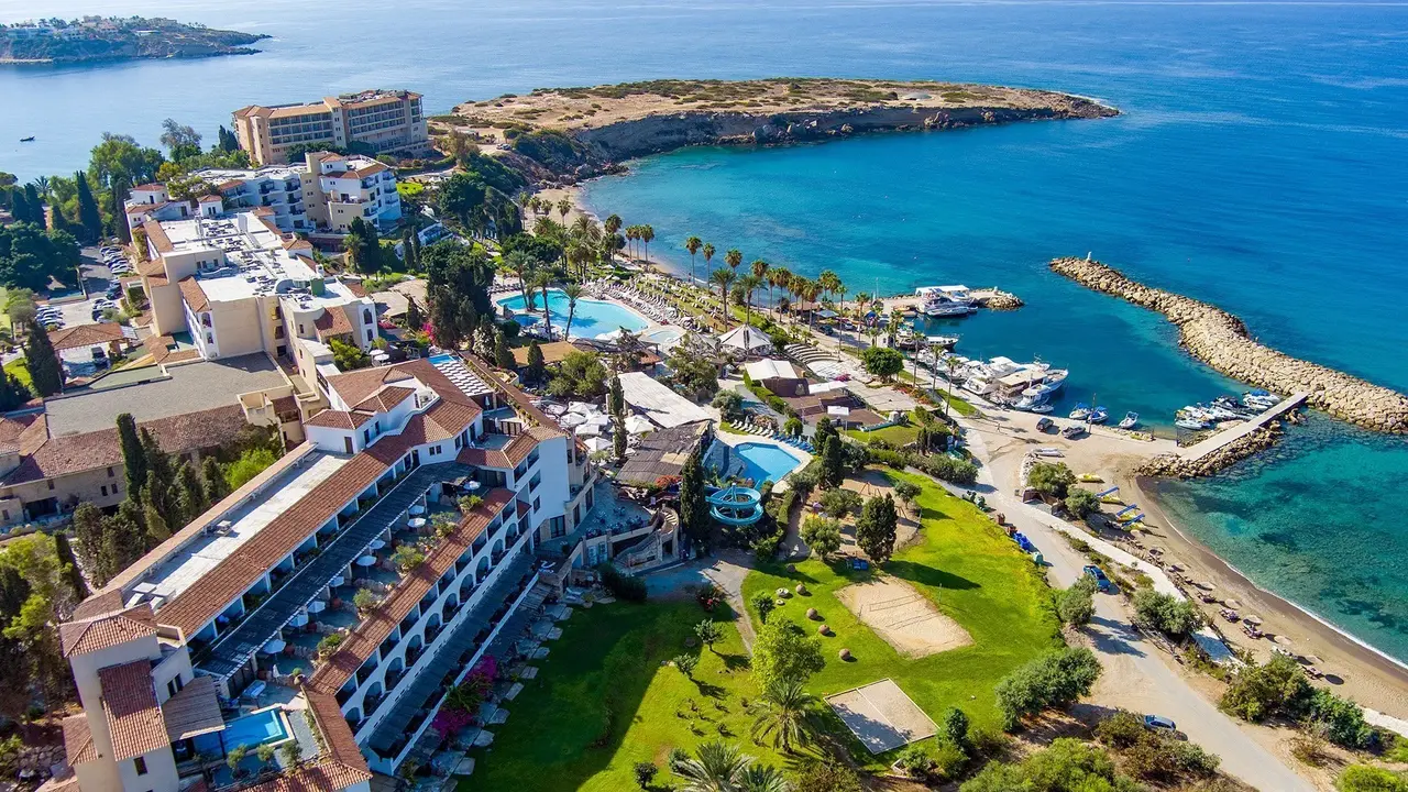 Coral Beach & Resort