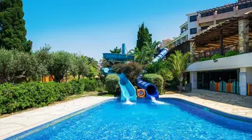 Coral Beach & Resort