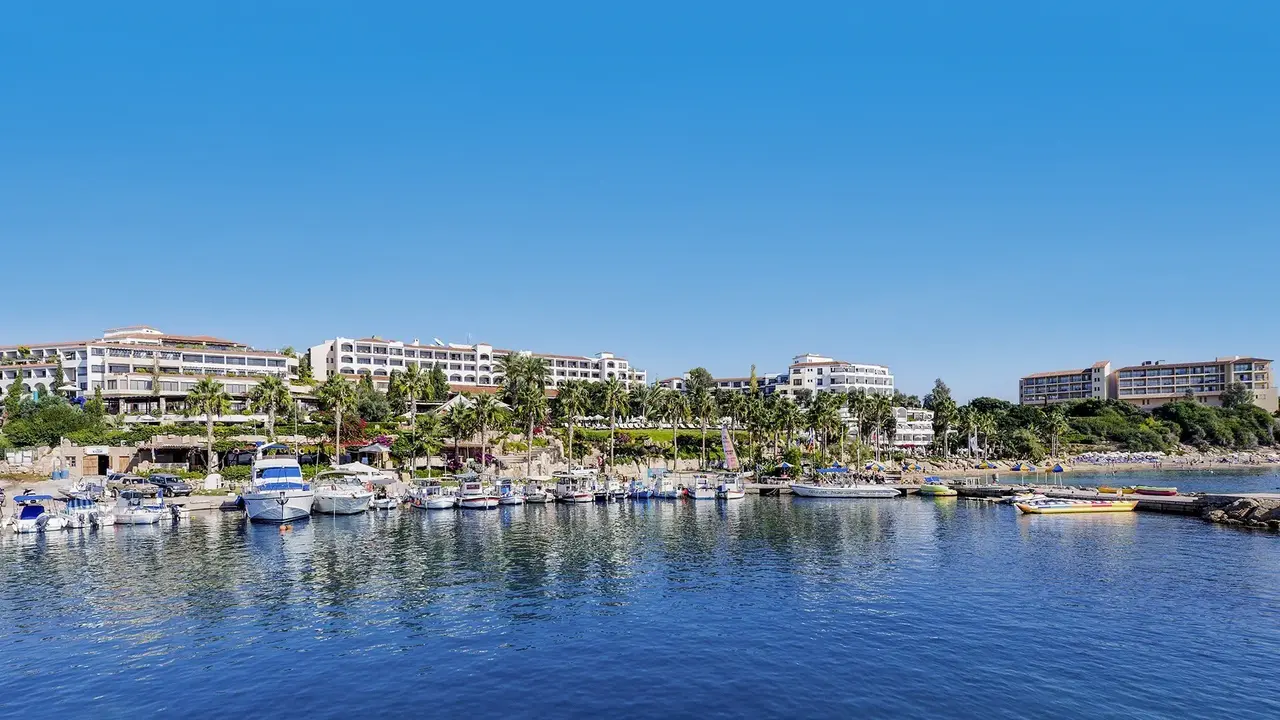 Coral Beach & Resort