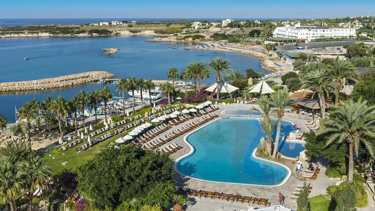 Coral Beach & Resort