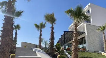 Coral Boutique  Hotel